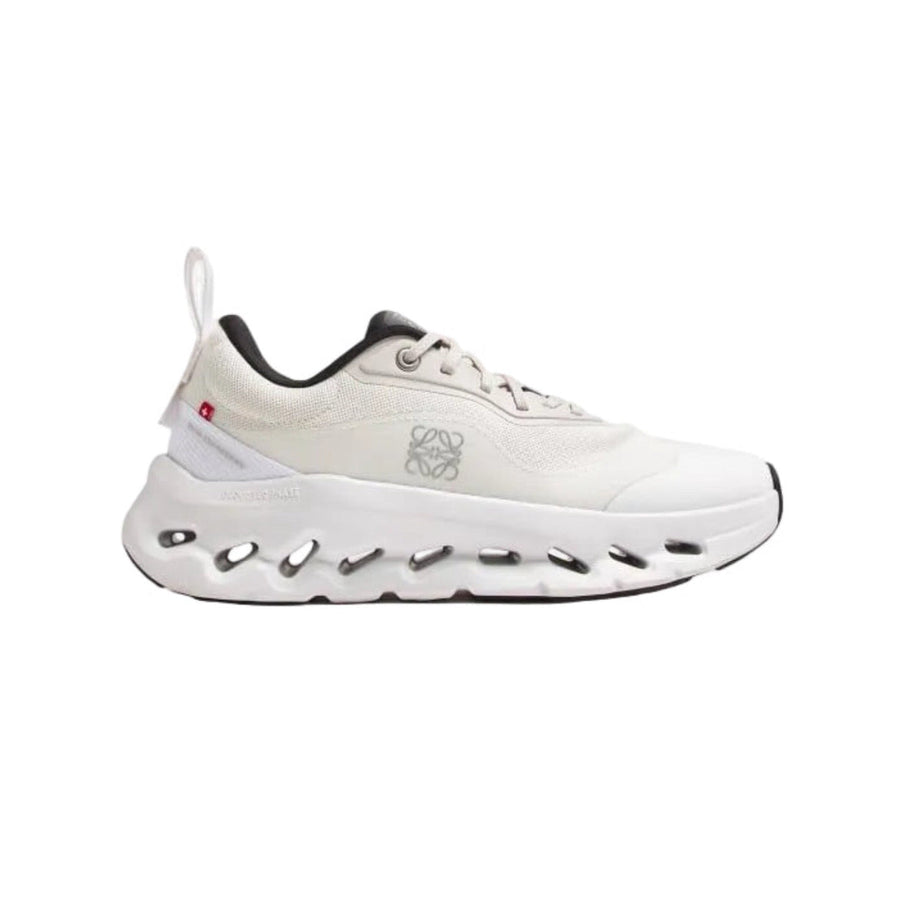 LOEWE x On Cloudtilt 2 ‘Sand white’